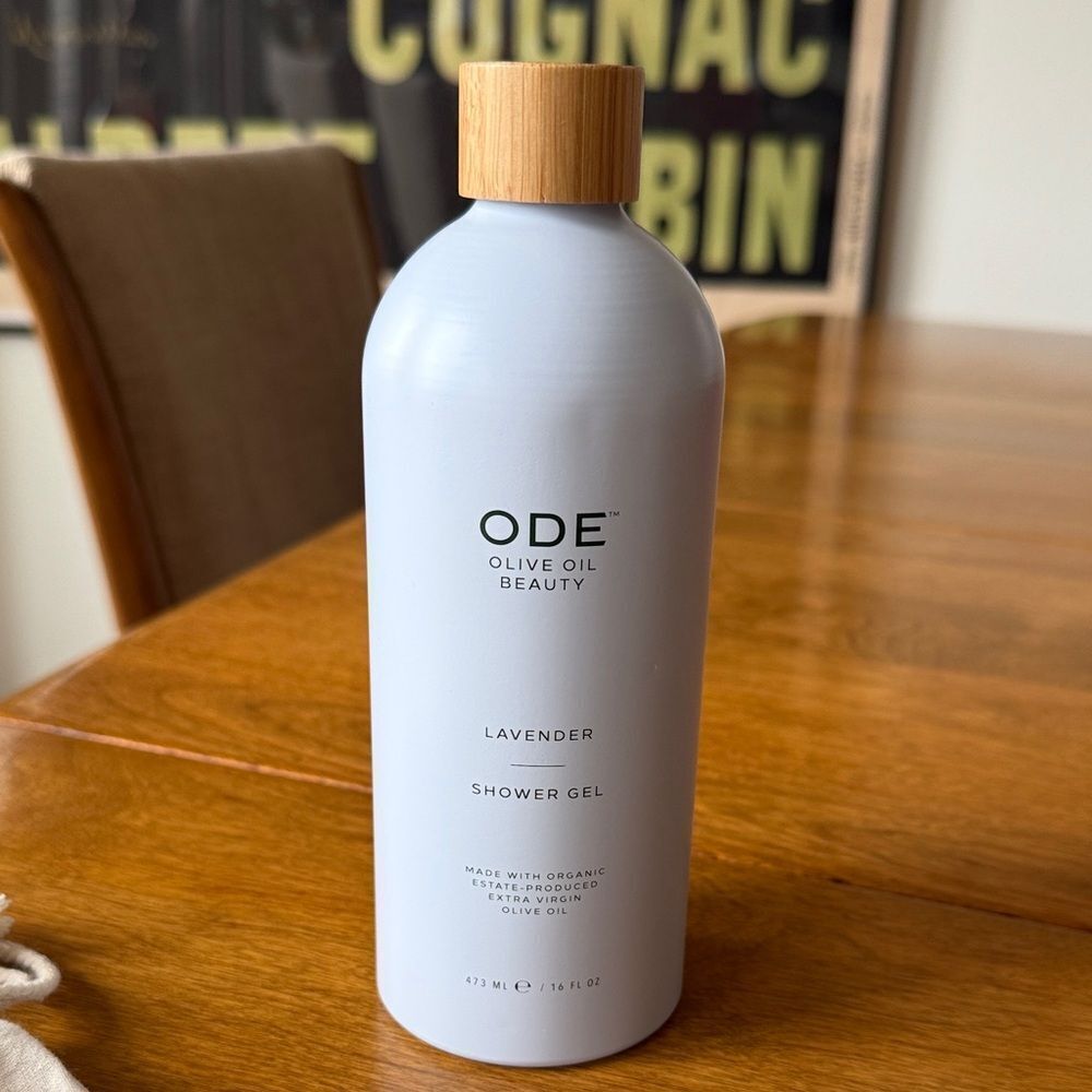 NEW ODE Lavender Shower Gel & Pump